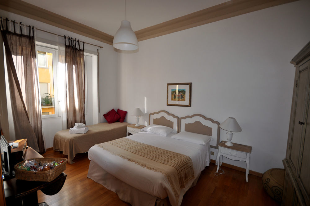 Le Suites Di Tevere Home Rome Exterior photo