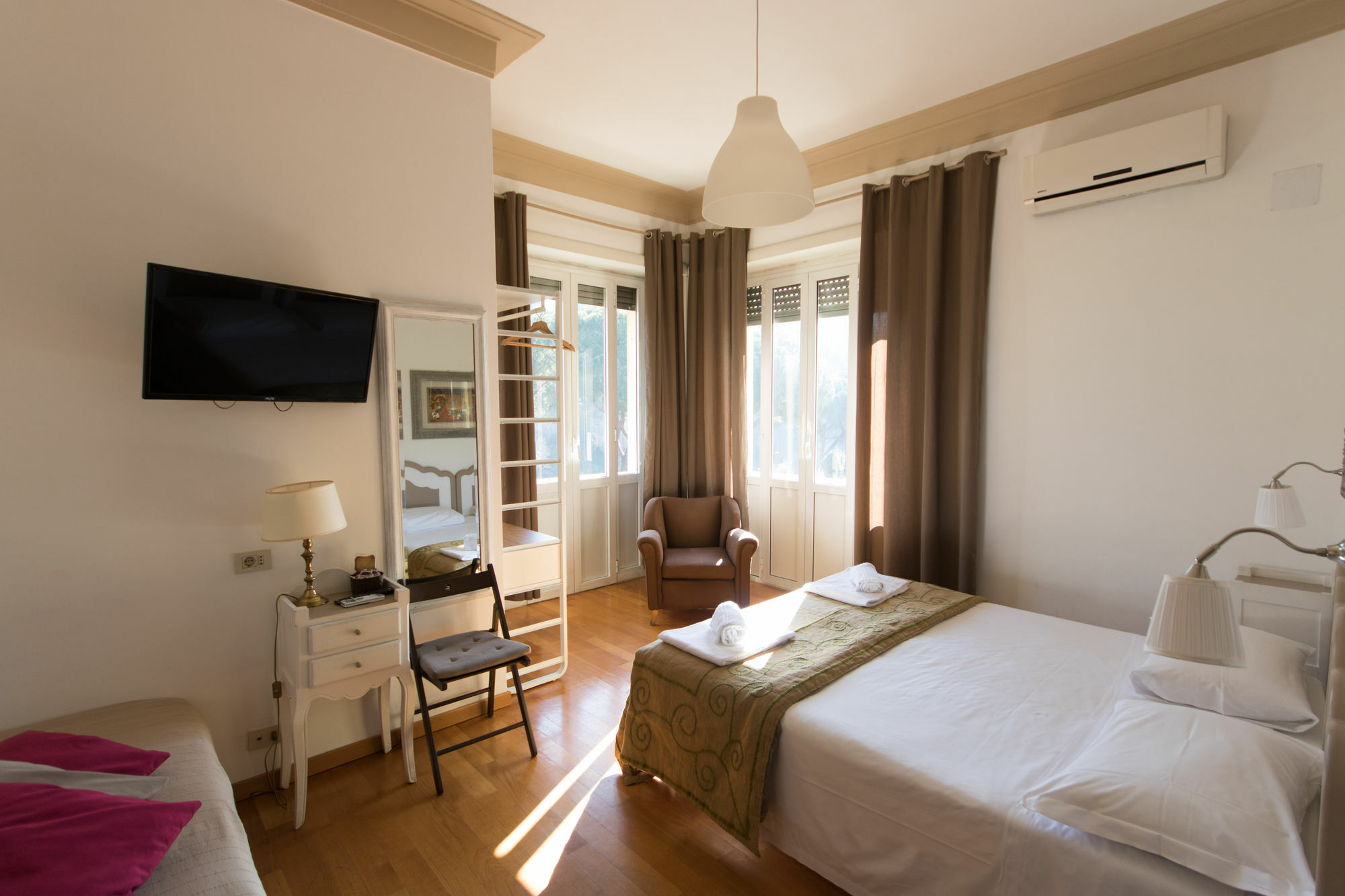 Le Suites Di Tevere Home Rome Exterior photo